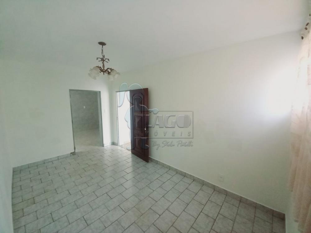 Alugar Casas / Padrão em Ribeirão Preto R$ 1.300,00 - Foto 1