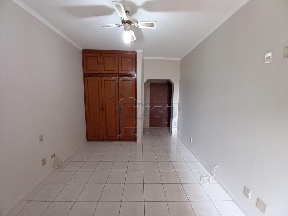 Alugar Apartamento / Padrão em Ribeirão Preto R$ 1.700,00 - Foto 15