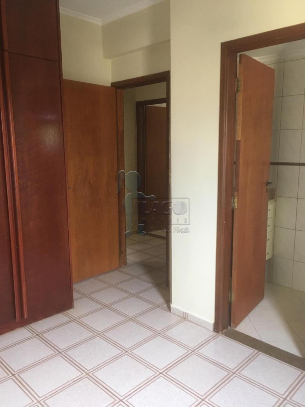 Alugar Apartamento / Padrão em Ribeirão Preto R$ 1.400,00 - Foto 3