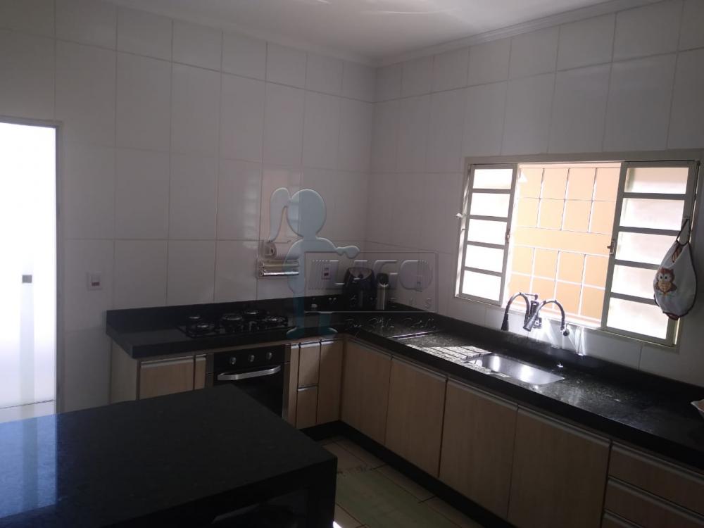 Comprar Casa / Padrão em Jardinópolis R$ 265.000,00 - Foto 2