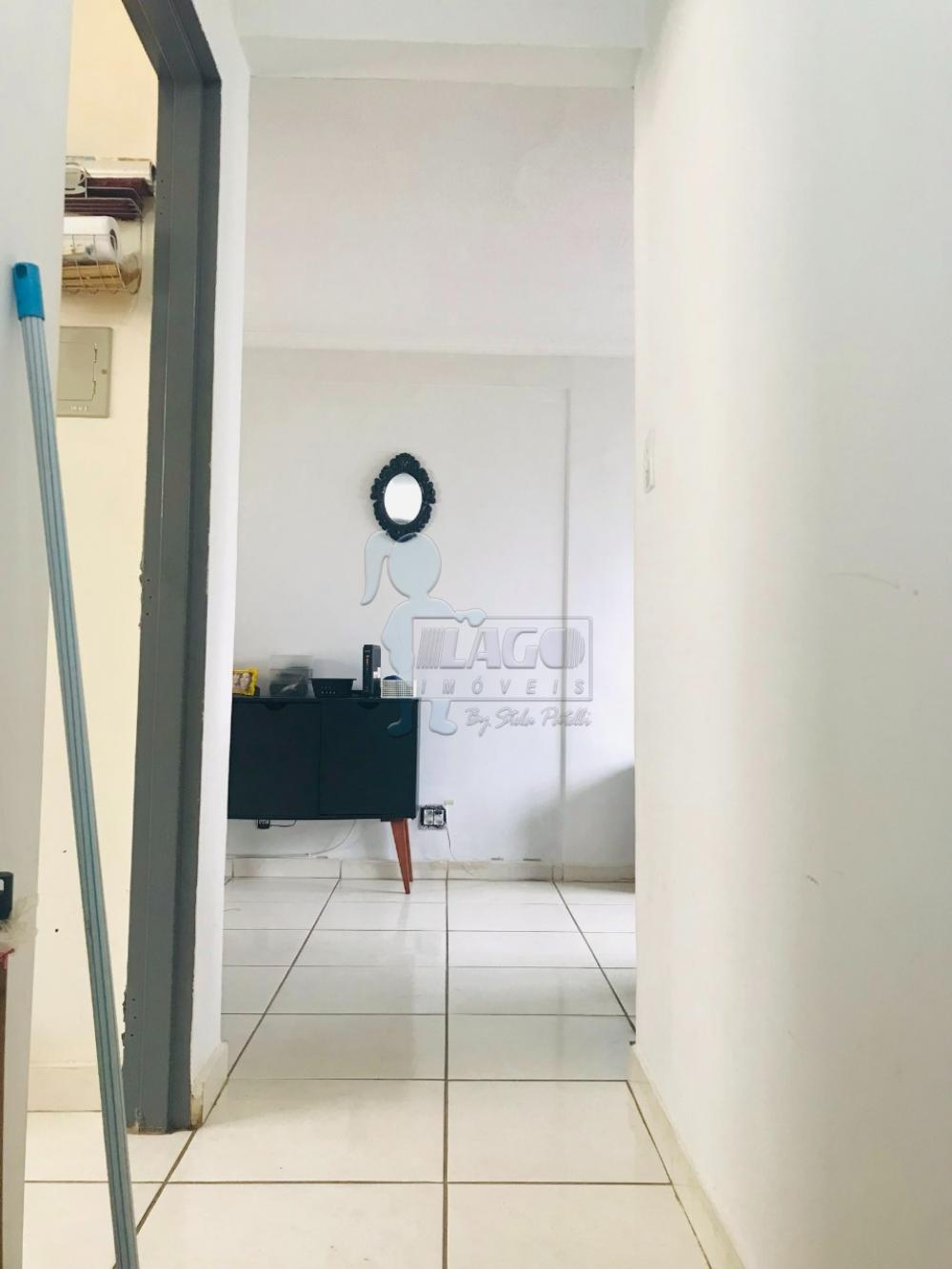 Comprar Apartamento / Padrão em Ribeirão Preto R$ 140.000,00 - Foto 2