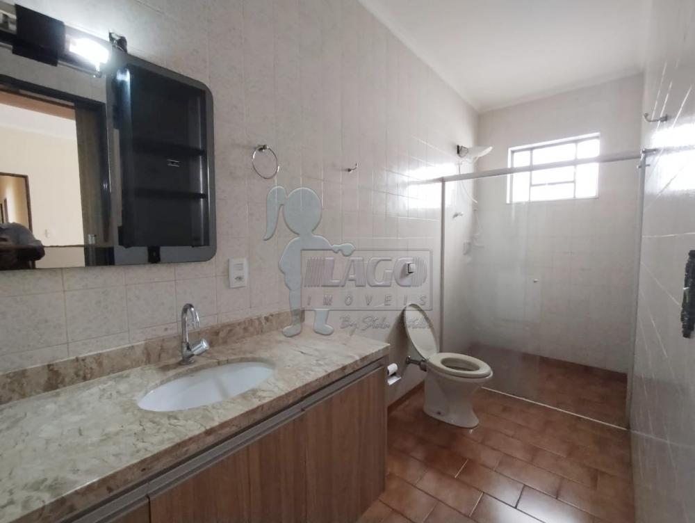 Alugar Casas / Padrão em Ribeirão Preto R$ 1.800,00 - Foto 15
