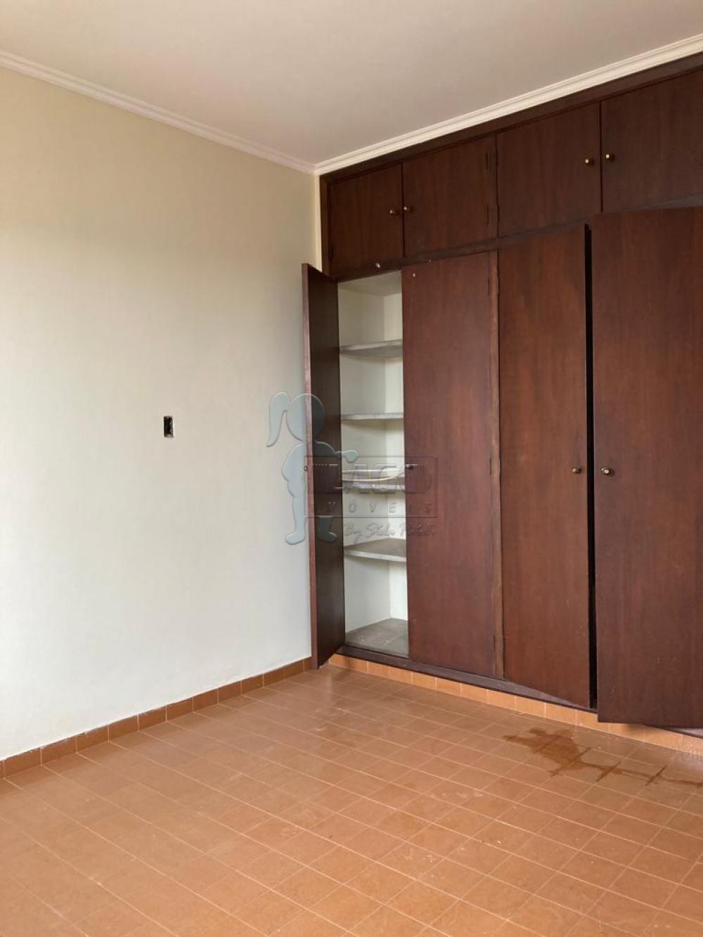 Alugar Casas / Padrão em Ribeirão Preto R$ 1.650,00 - Foto 8