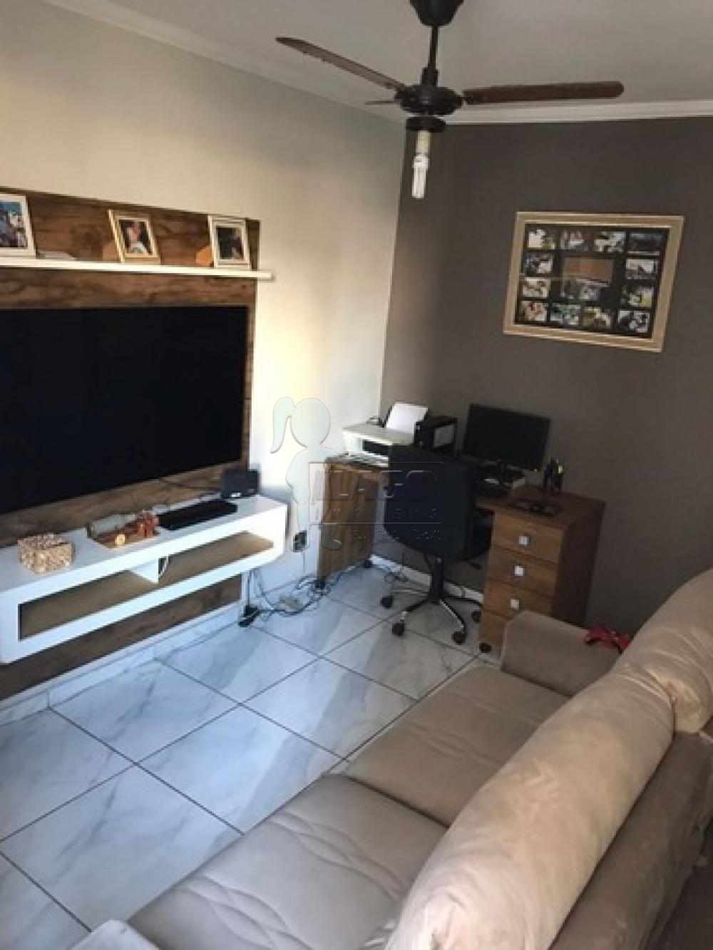 Comprar Apartamento / Padrão em Ribeirão Preto R$ 120.000,00 - Foto 1