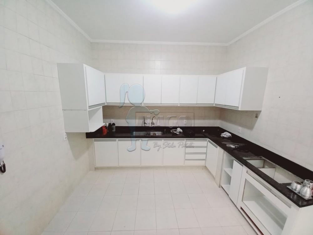 Alugar Casa / Padrão em Ribeirão Preto R$ 1.600,00 - Foto 11