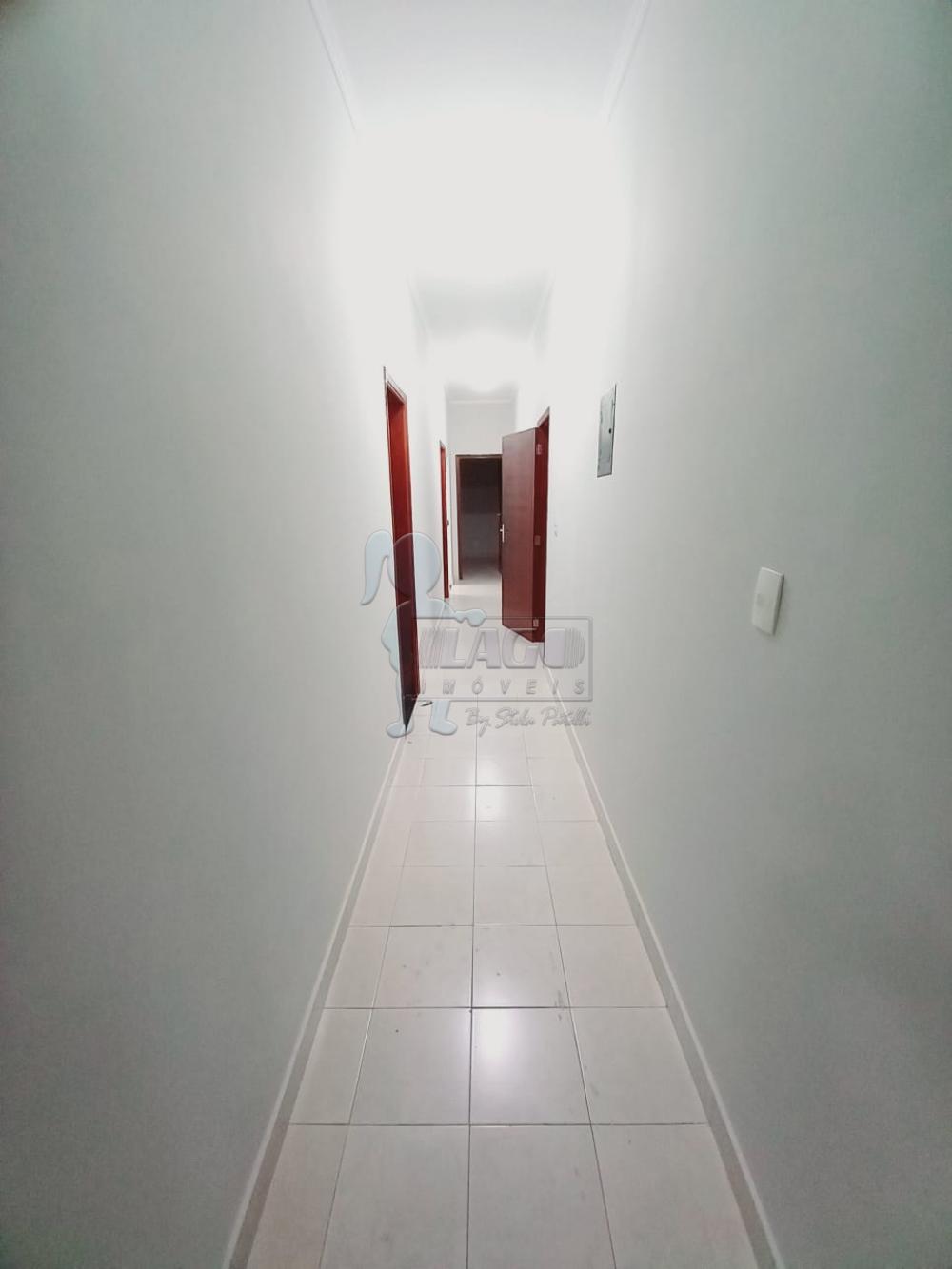 Alugar Casa / Padrão em Ribeirão Preto R$ 1.600,00 - Foto 5