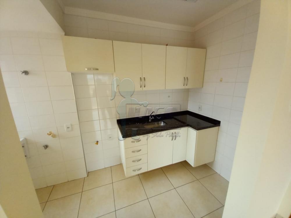 Alugar Apartamento / Padrão em Ribeirão Preto R$ 1.100,00 - Foto 6