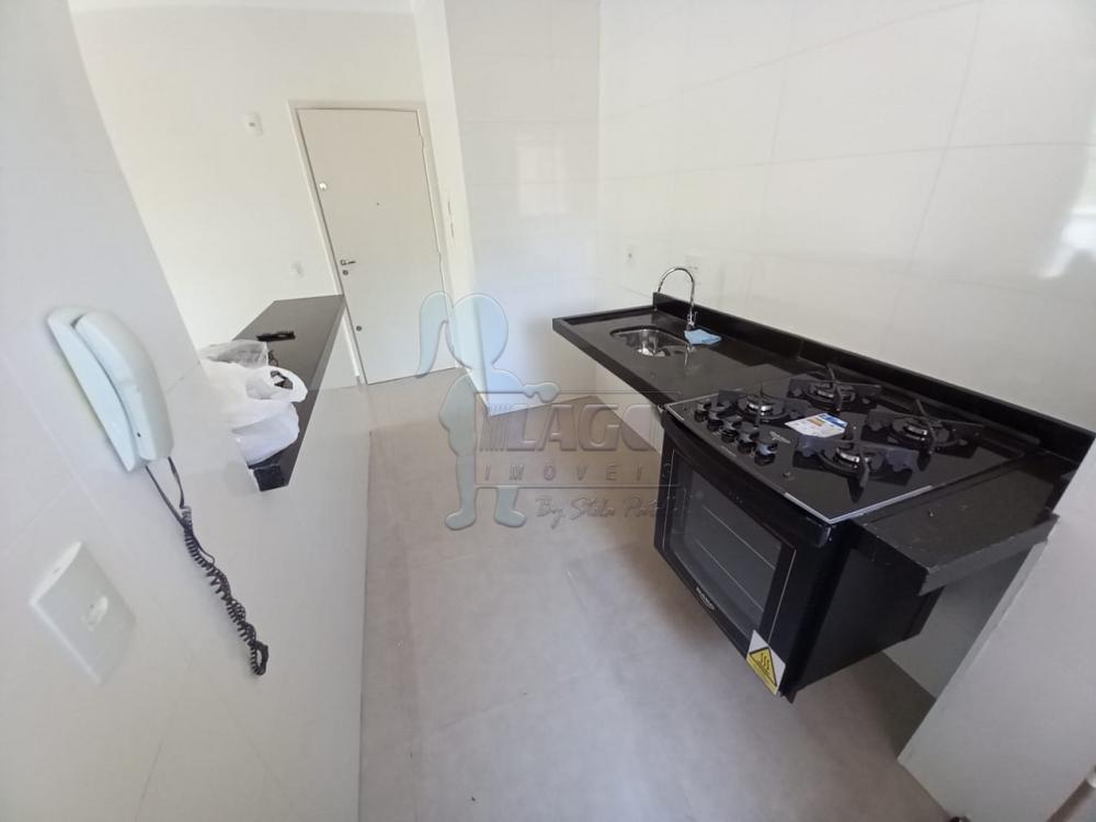 Alugar Apartamento / Padrão em Ribeirão Preto R$ 1.500,00 - Foto 11