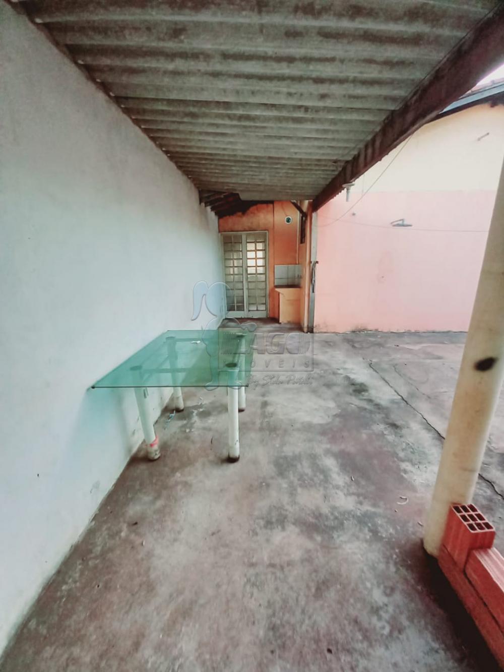 Alugar Casa / Padrão em Ribeirão Preto R$ 770,00 - Foto 3