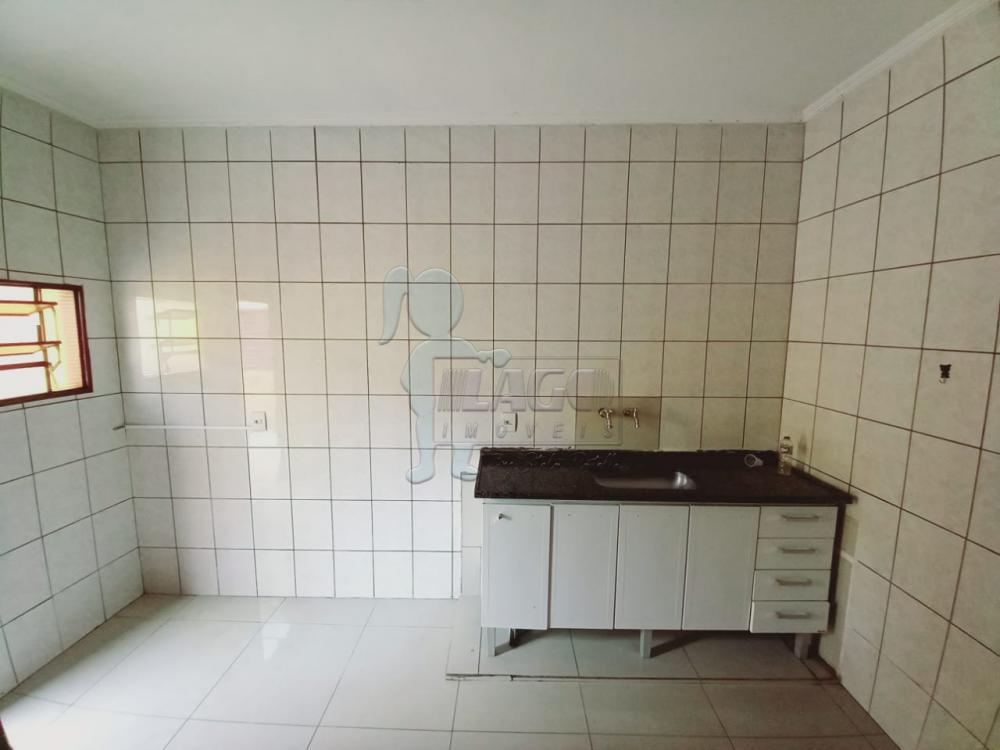 Alugar Casa / Padrão em Ribeirão Preto R$ 1.400,00 - Foto 8