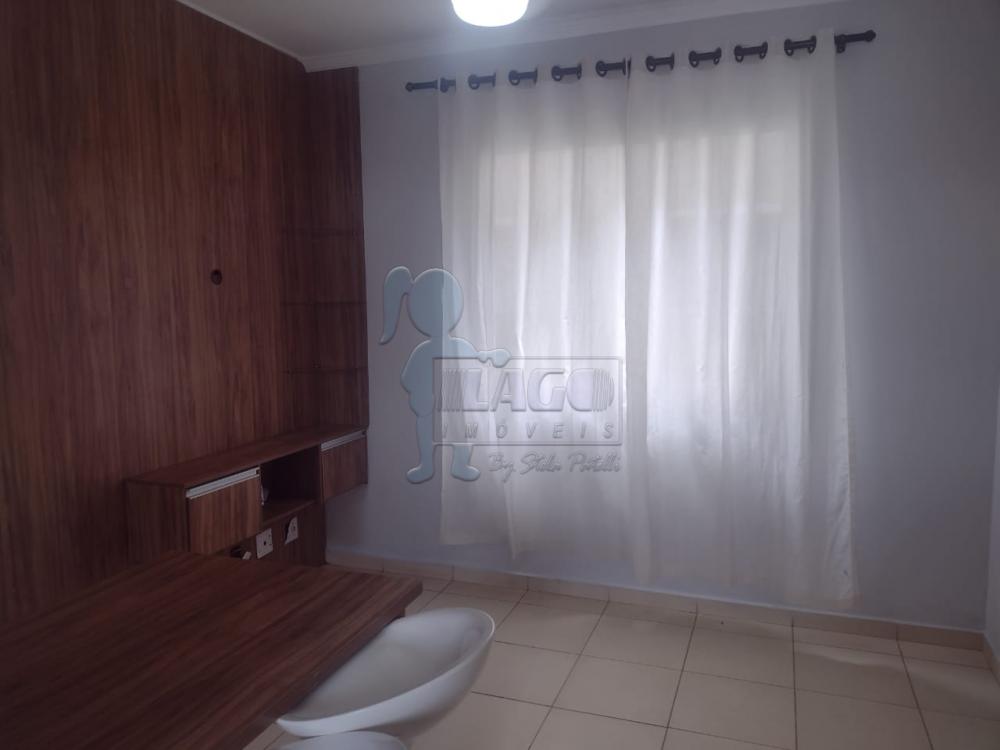 Alugar Apartamento / Padrão em Ribeirão Preto R$ 1.000,00 - Foto 1