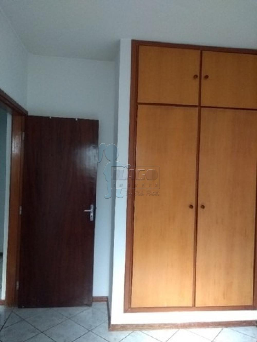 Alugar Apartamento / Padrão em Ribeirão Preto R$ 1.100,00 - Foto 10