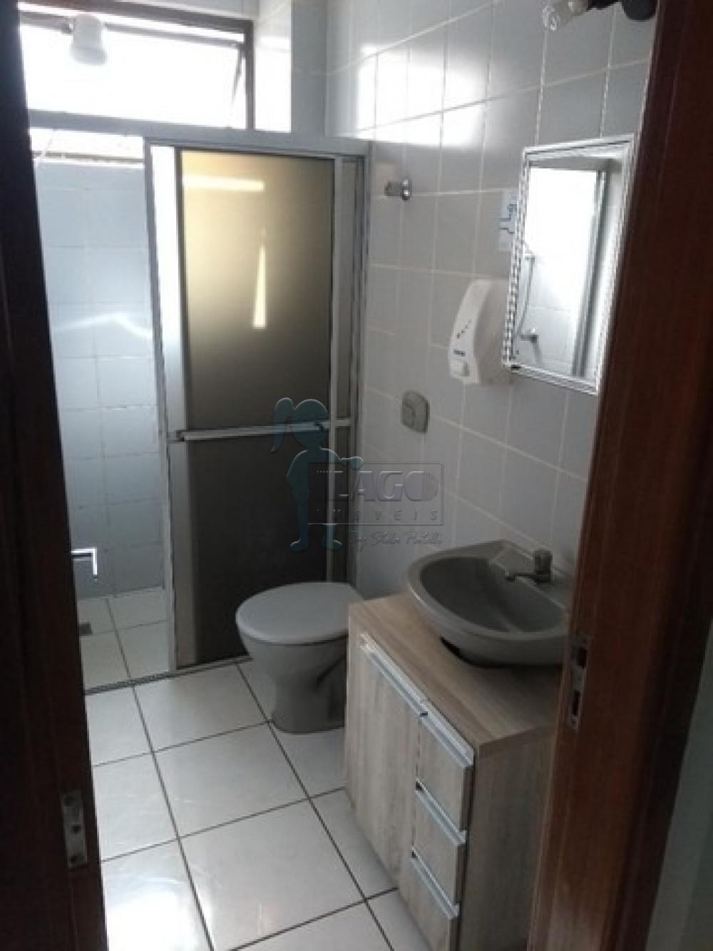 Alugar Apartamento / Padrão em Ribeirão Preto R$ 1.100,00 - Foto 12