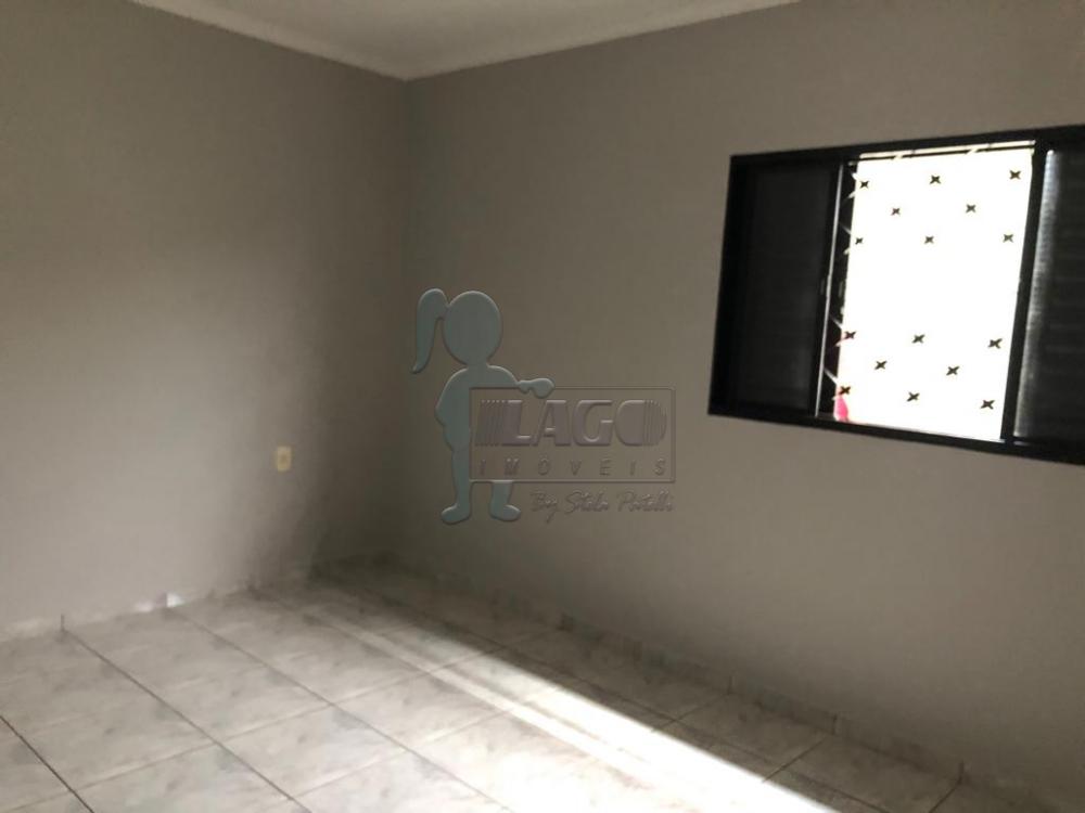 Alugar Casa / Padrão em Ribeirão Preto R$ 1.100,00 - Foto 1