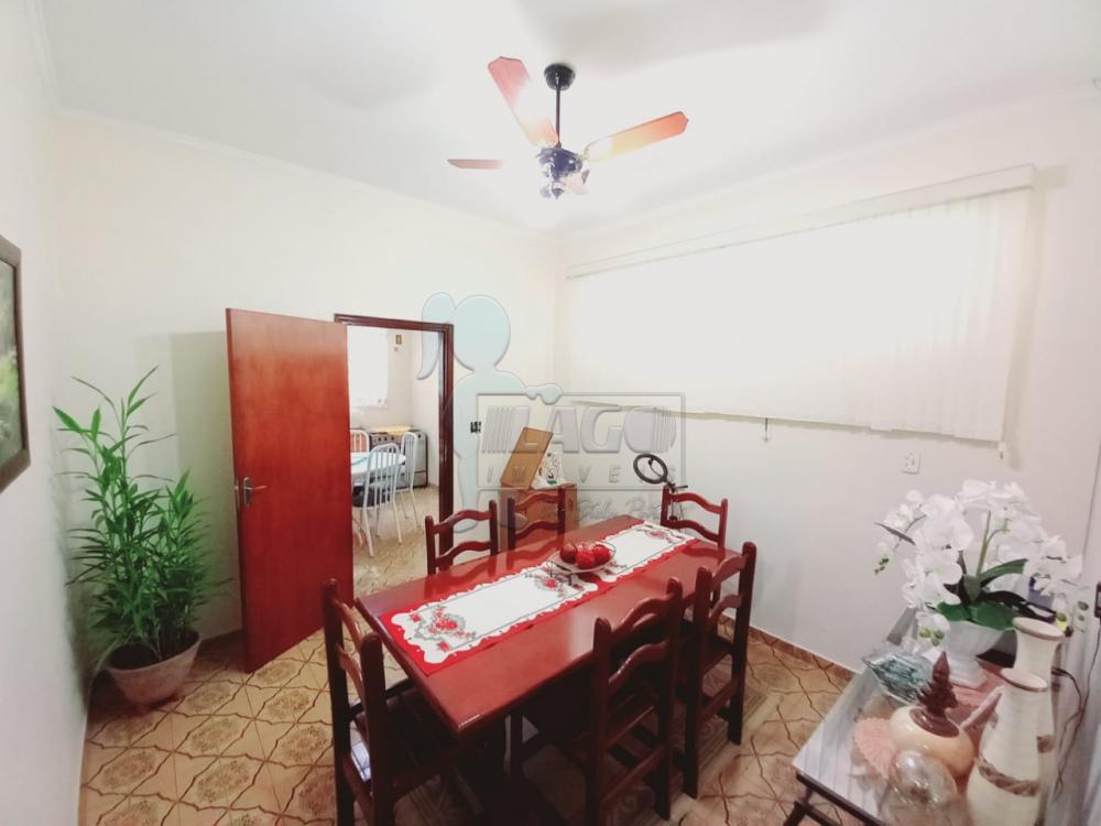 Alugar Casa / Padrão em Ribeirão Preto R$ 1.600,00 - Foto 2