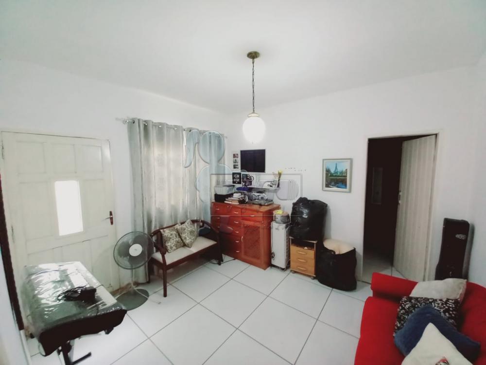 Alugar Casa / Padrão em Ribeirão Preto R$ 1.600,00 - Foto 11