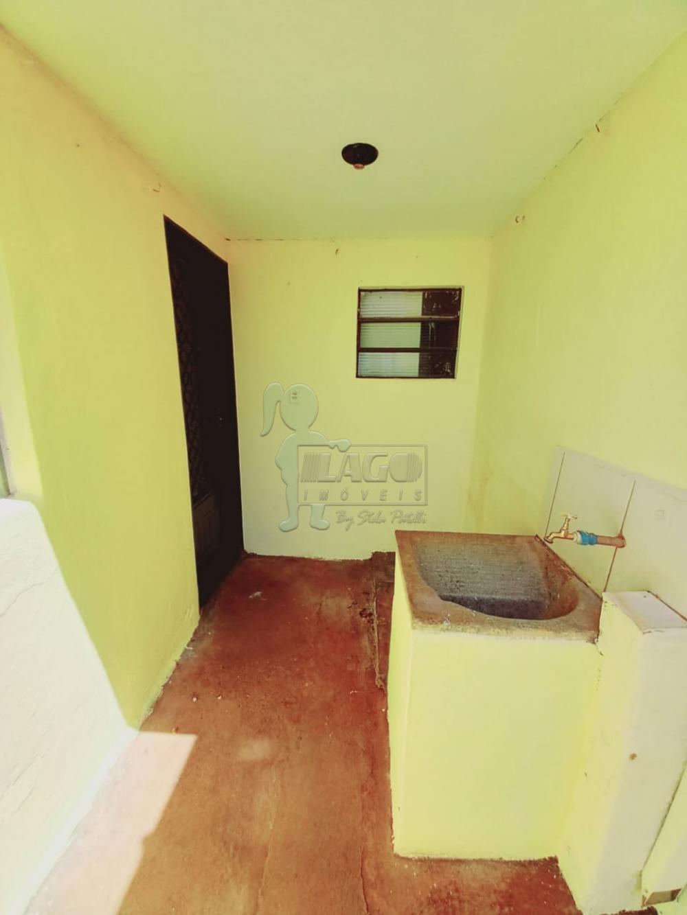 Alugar Casa / Padrão em Ribeirão Preto R$ 800,00 - Foto 9