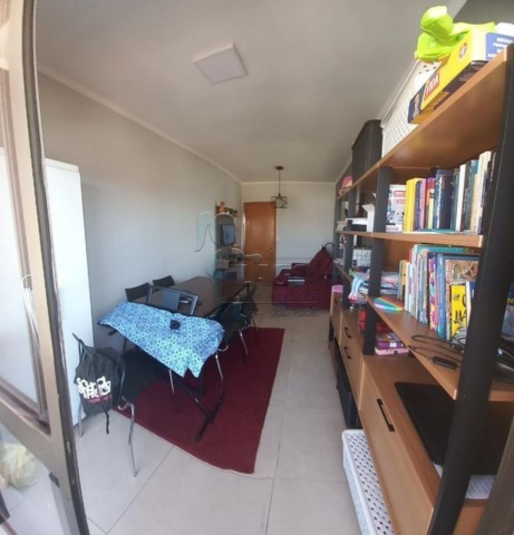 Comprar Apartamento / Padrão em Ribeirão Preto R$ 160.000,00 - Foto 1