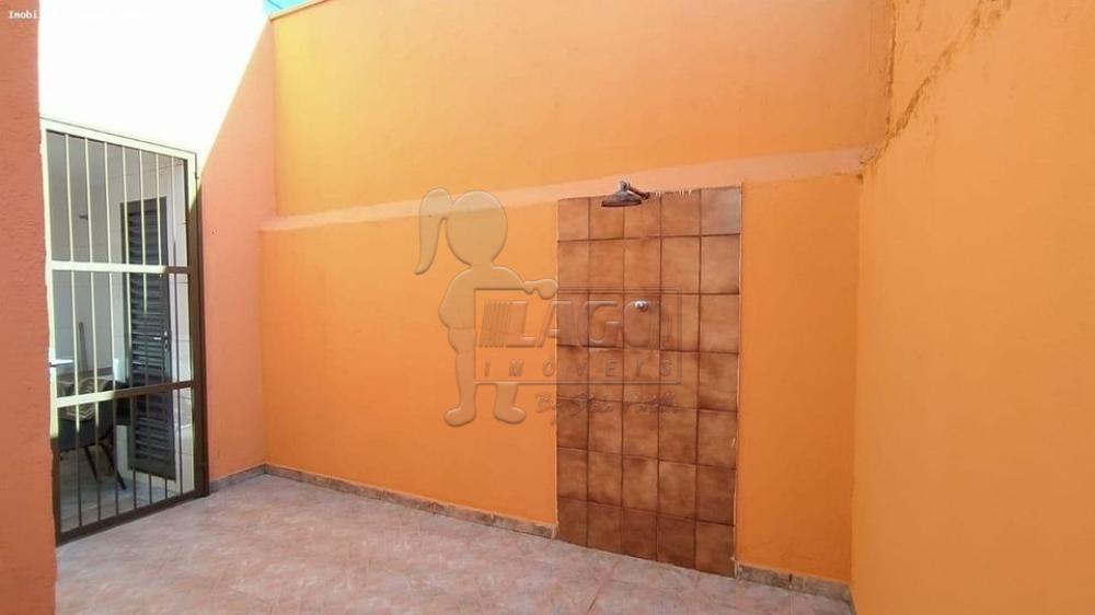 Alugar Casa / Padrão em Ribeirão Preto R$ 1.750,00 - Foto 13