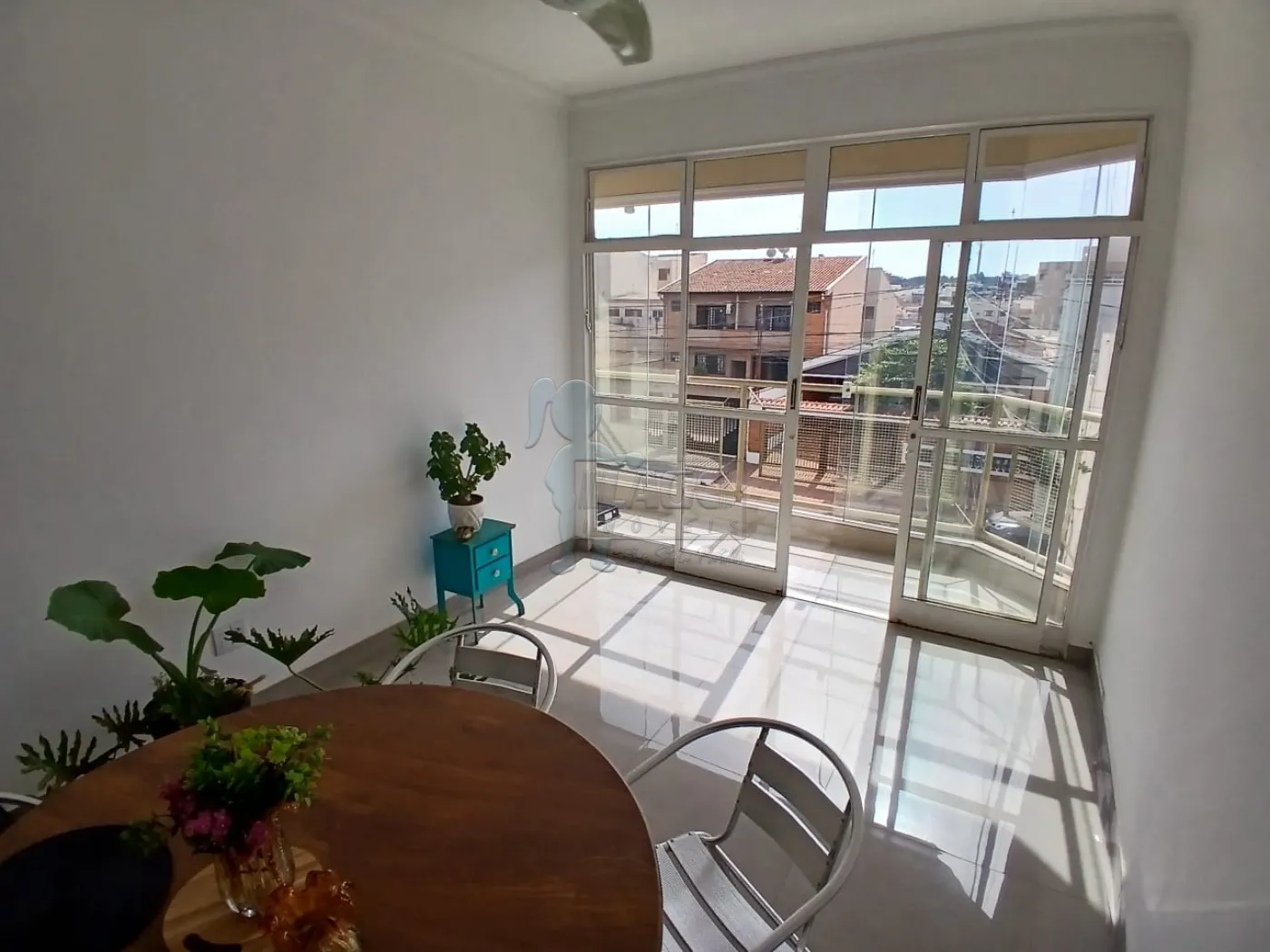 Alugar Apartamento / Padrão em Ribeirão Preto R$ 2.500,00 - Foto 2