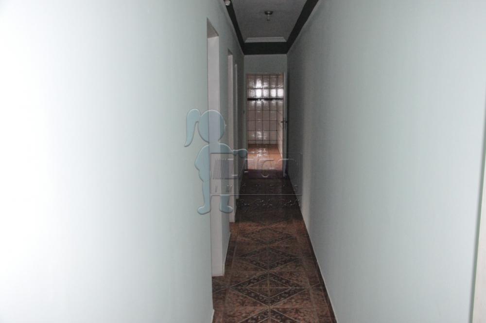 Alugar Casa / Padrão em Ribeirão Preto R$ 900,00 - Foto 3