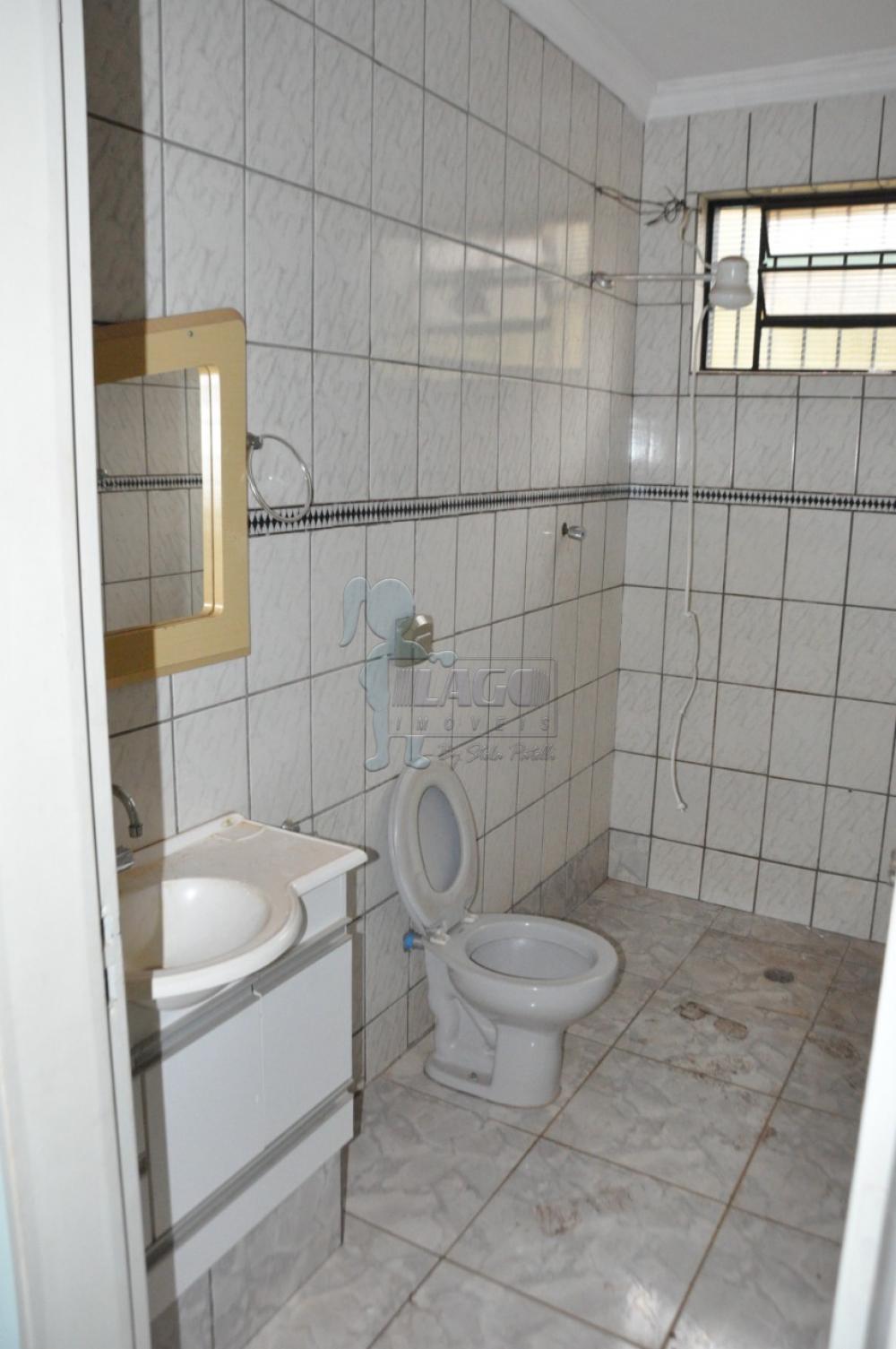 Alugar Casa / Padrão em Ribeirão Preto R$ 900,00 - Foto 8