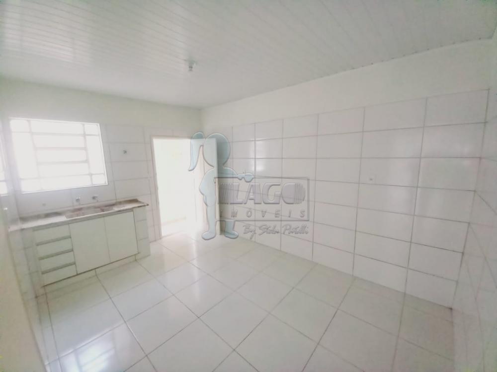 Alugar Casa / Padrão em Ribeirão Preto R$ 900,00 - Foto 6