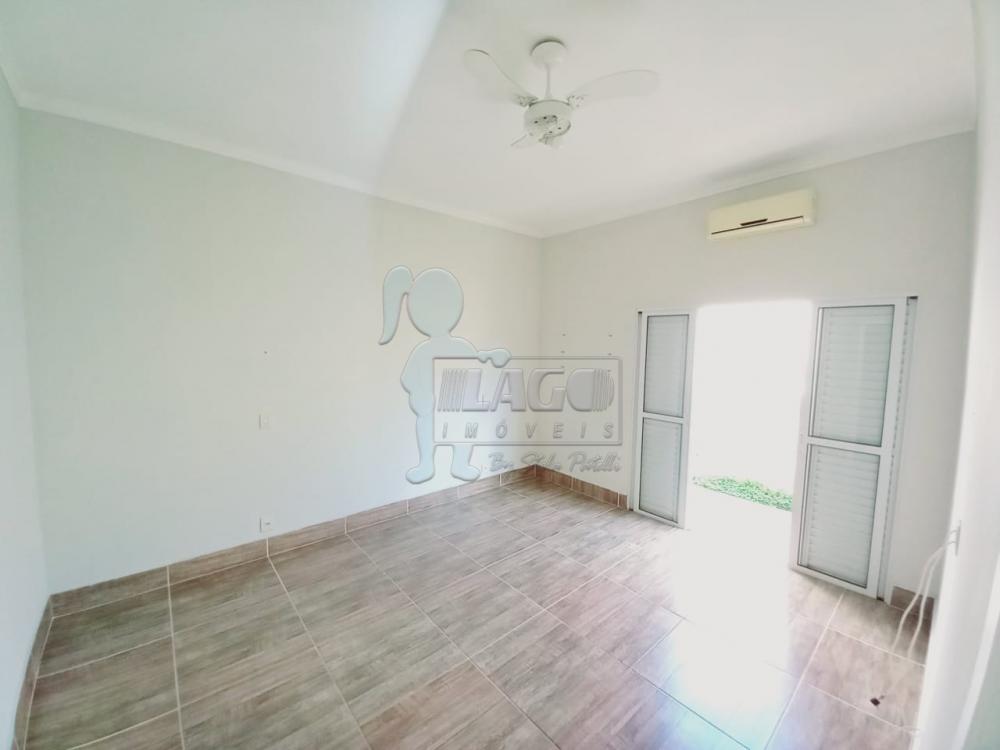 Alugar Casa / Padrão em Ribeirão Preto R$ 2.000,00 - Foto 4