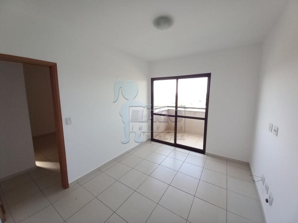 Alugar Apartamento / Padrão em Ribeirão Preto R$ 1.100,00 - Foto 1