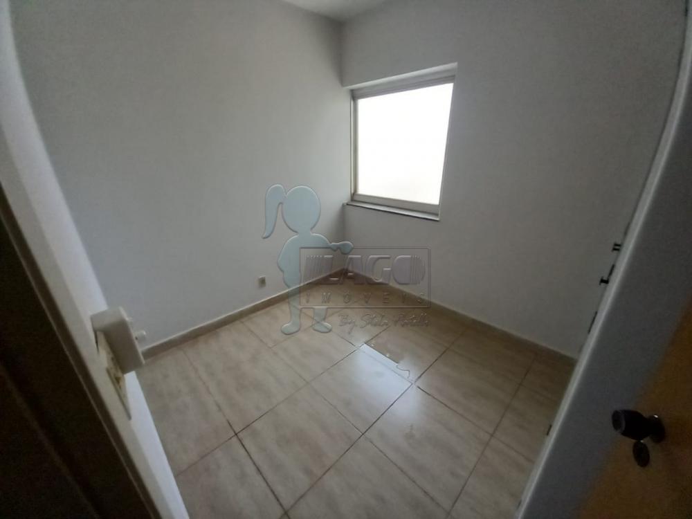 Alugar Apartamento / Padrão em Ribeirão Preto R$ 1.200,00 - Foto 9