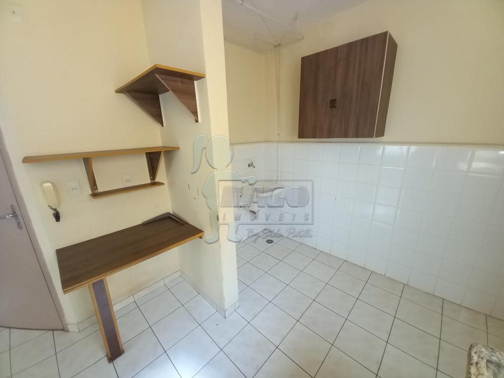 Alugar Apartamento / Padrão em Ribeirão Preto R$ 900,00 - Foto 5