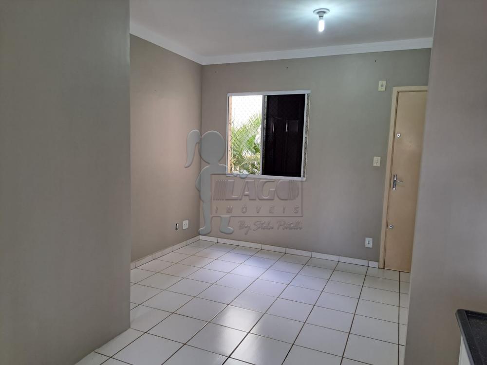 Alugar Apartamento / Padrão em Ribeirão Preto R$ 797,00 - Foto 1