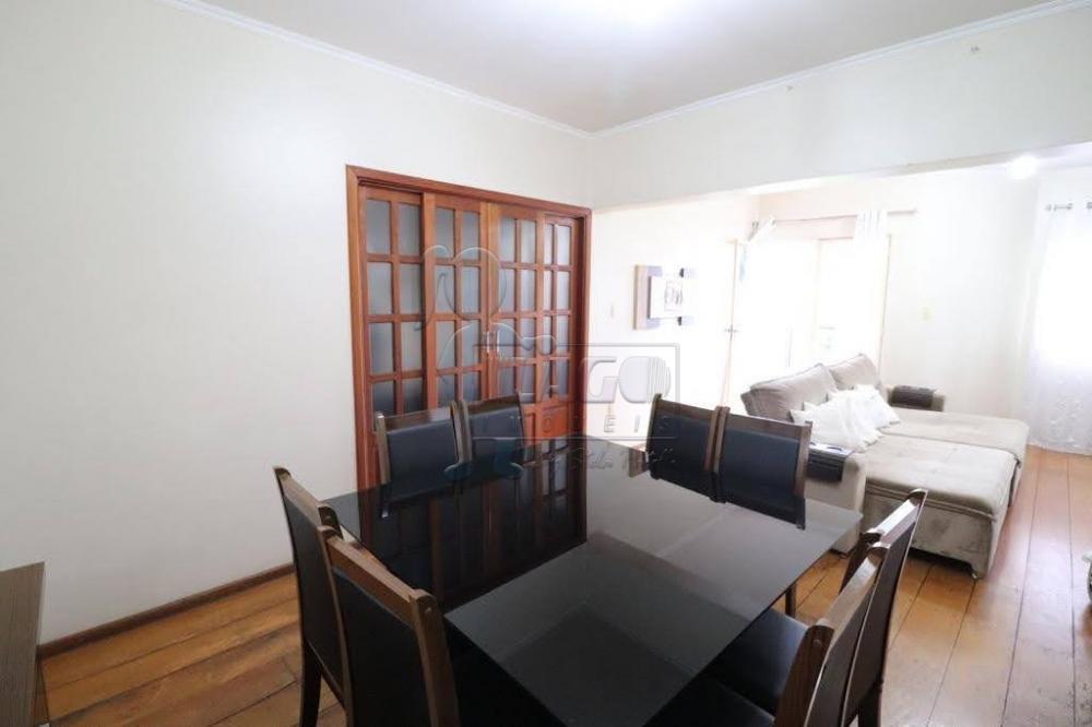 Alugar Apartamento / Padrão em Passos R$ 1.800,00 - Foto 3