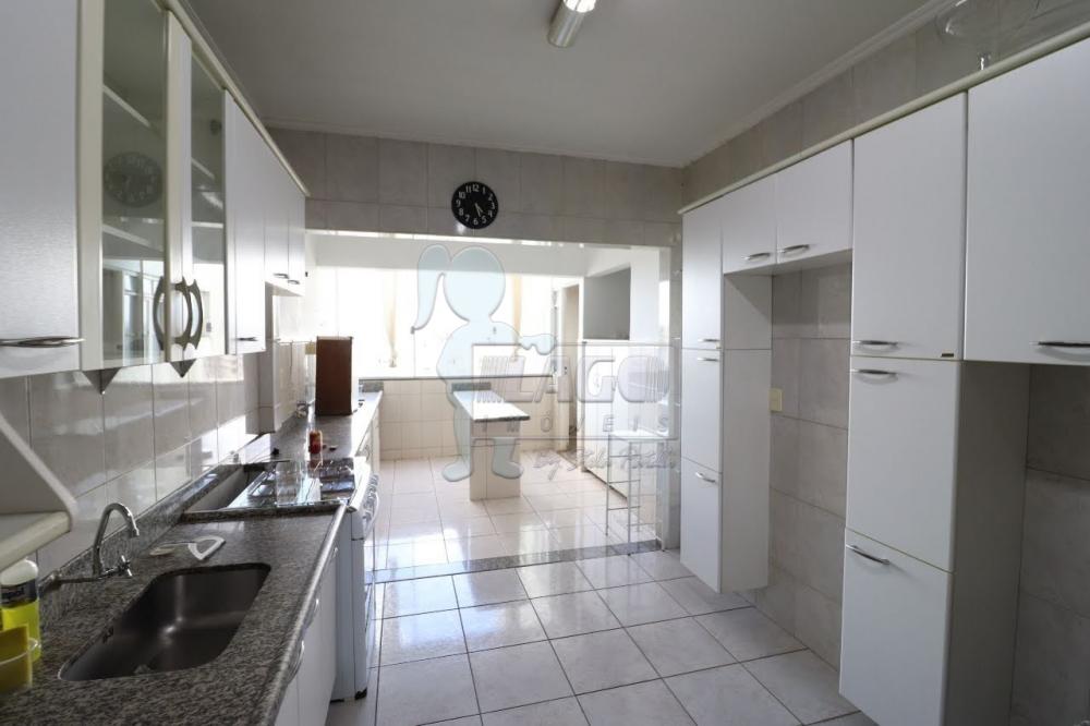 Alugar Apartamento / Padrão em Passos R$ 1.800,00 - Foto 12