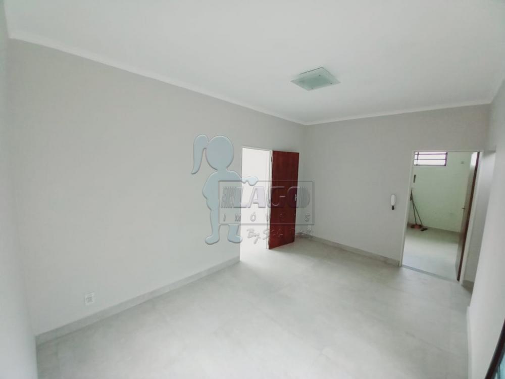 Alugar Casa / Padrão em Ribeirão Preto R$ 2.800,00 - Foto 1