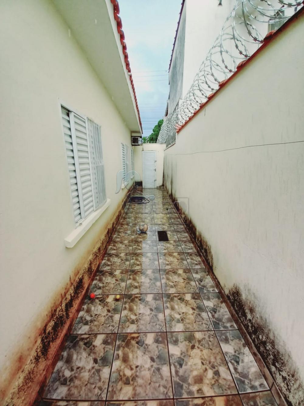 Alugar Casa / Padrão em Ribeirão Preto R$ 1.600,00 - Foto 14