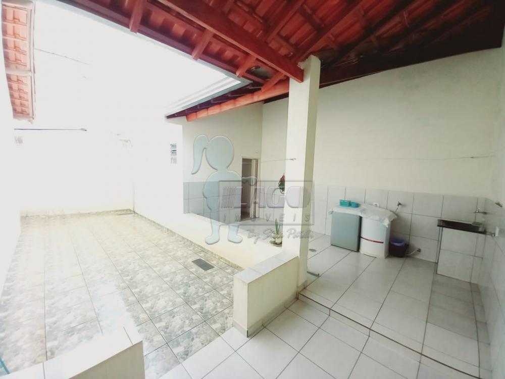 Alugar Casa / Padrão em Ribeirão Preto R$ 1.600,00 - Foto 17