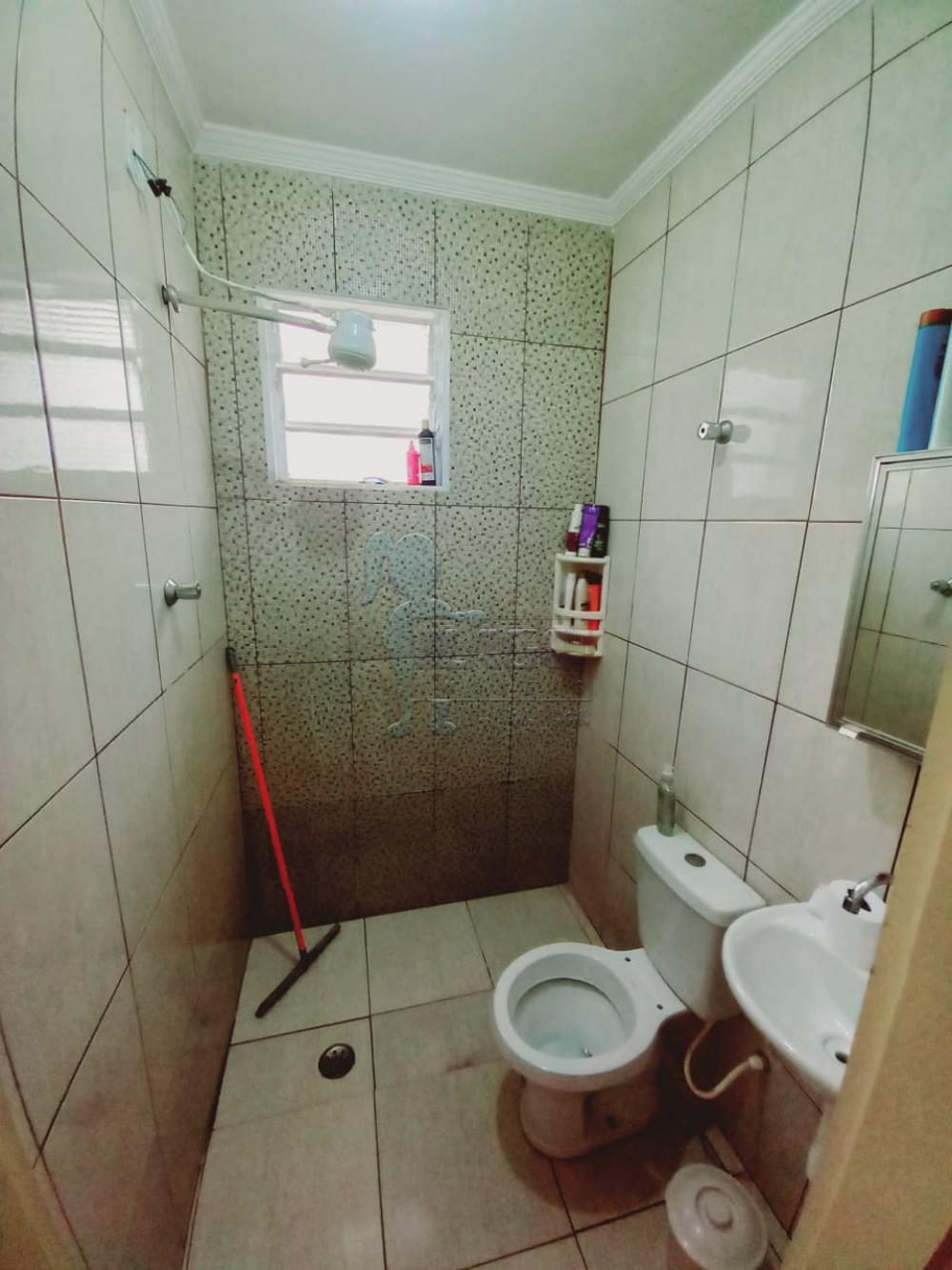 Alugar Casa / Padrão em Ribeirão Preto R$ 1.600,00 - Foto 12