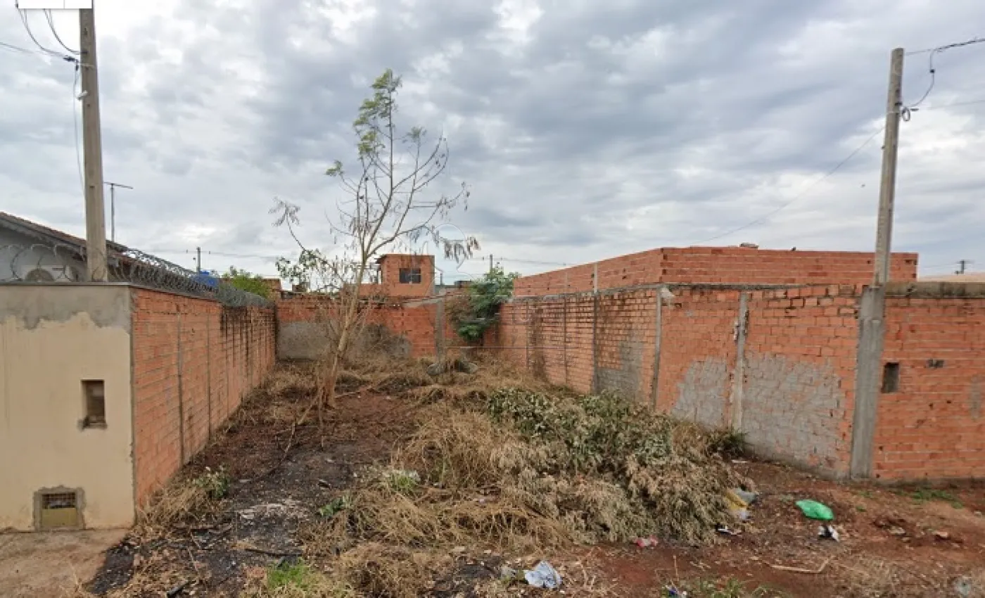 Comprar Terreno / Padrão em Jardinópolis R$ 64.000,00 - Foto 1