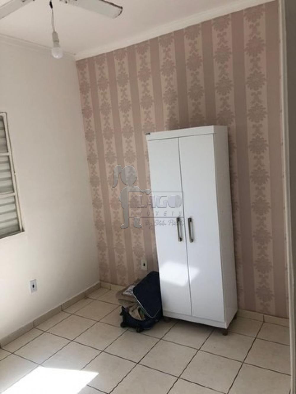Comprar Apartamentos / Padrão em Ribeirão Preto R$ 137.000,00 - Foto 3