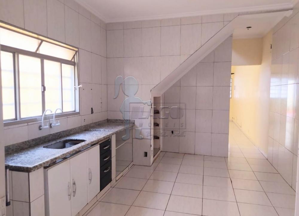 Alugar Casa / Padrão em Ribeirão Preto R$ 1.300,00 - Foto 13