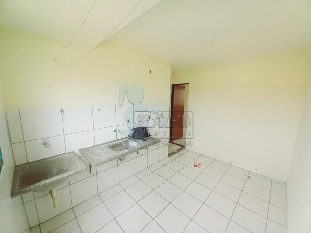 Alugar Apartamento / Padrão em Ribeirão Preto R$ 800,00 - Foto 9