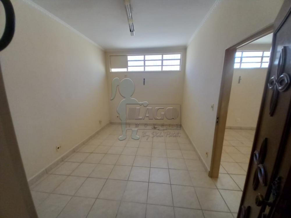 Alugar Casa / Padrão em Ribeirão Preto R$ 2.900,00 - Foto 3