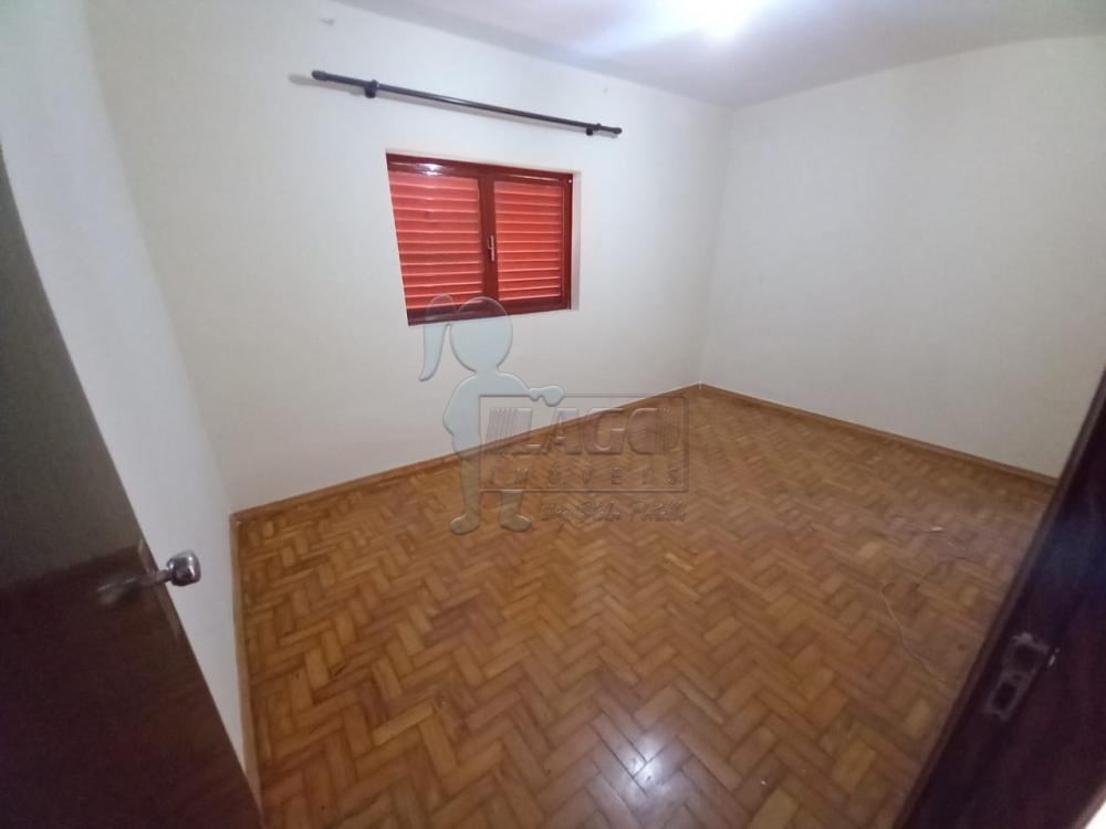 Alugar Casas / Padrão em Ribeirão Preto R$ 3.000,00 - Foto 3