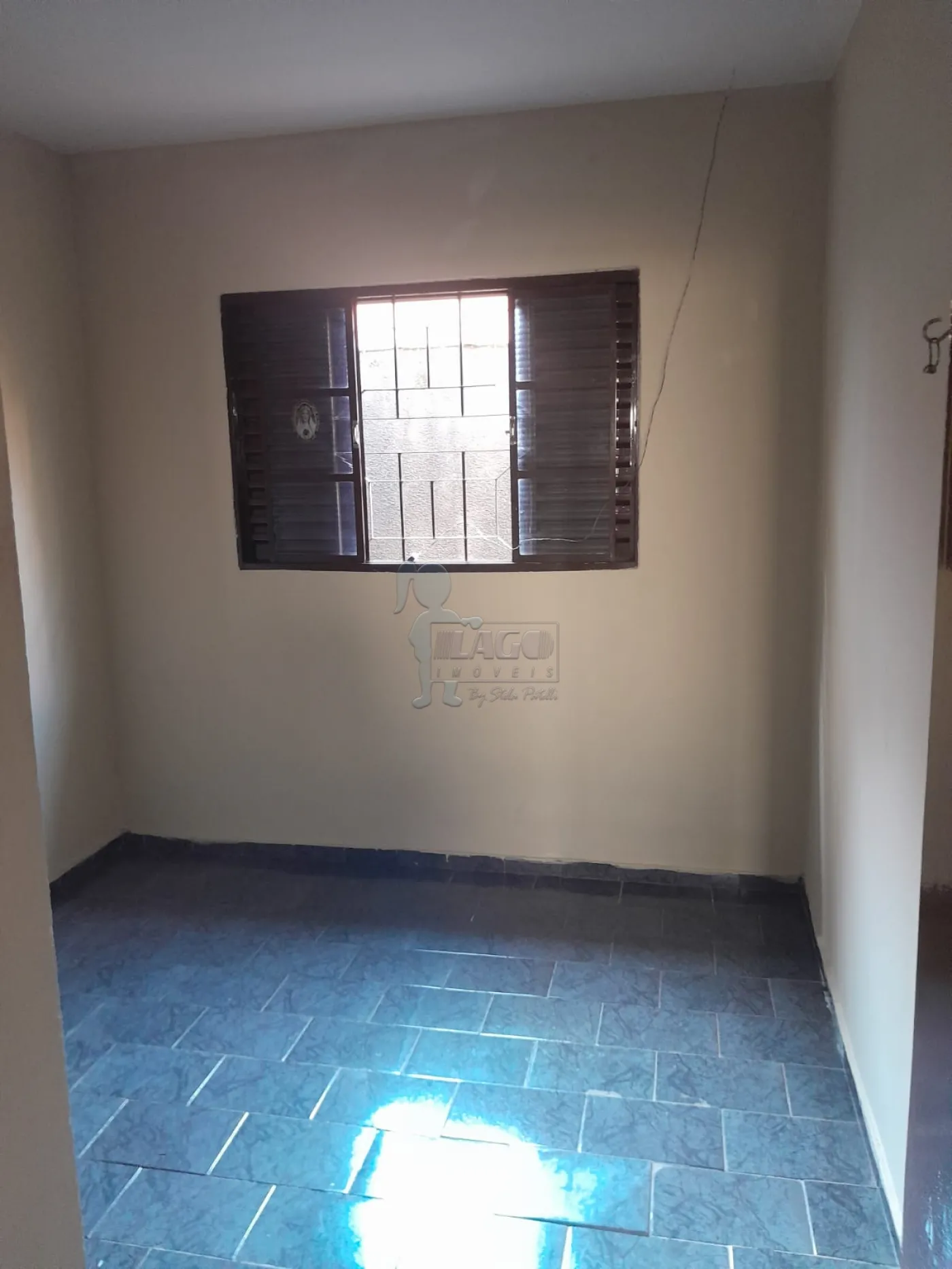 Alugar Casa / Padrão em Ribeirão Preto R$ 1.200,00 - Foto 5