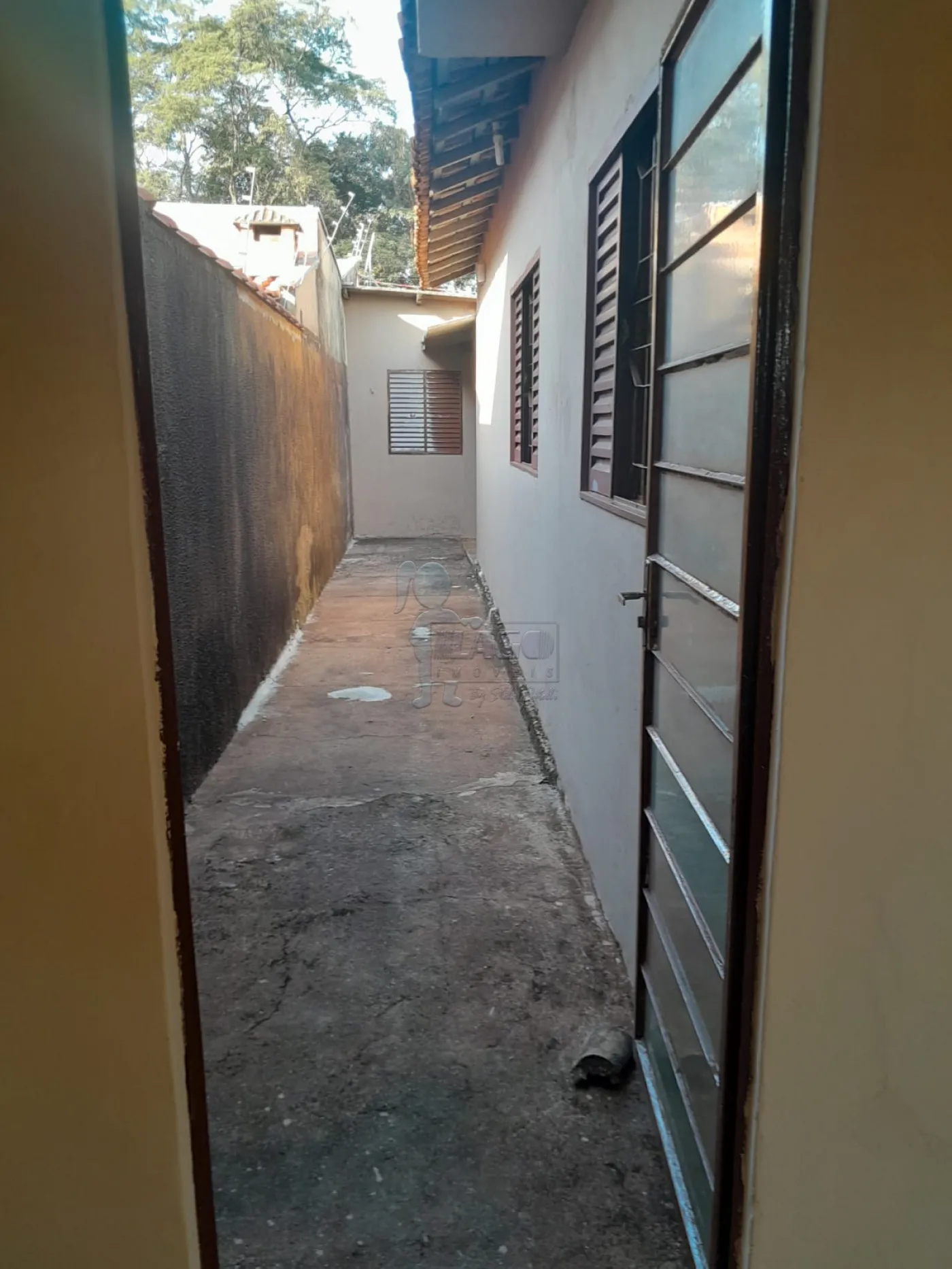 Alugar Casa / Padrão em Ribeirão Preto R$ 1.200,00 - Foto 14