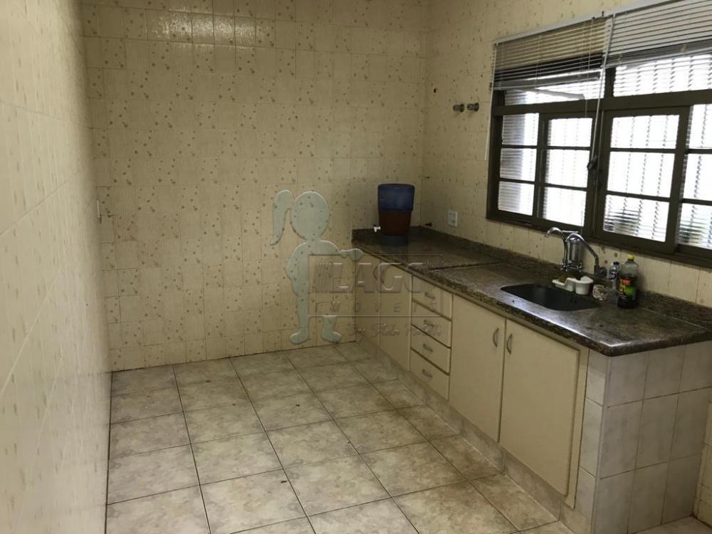 Alugar Casas / Padrão em Ribeirão Preto R$ 800,00 - Foto 29
