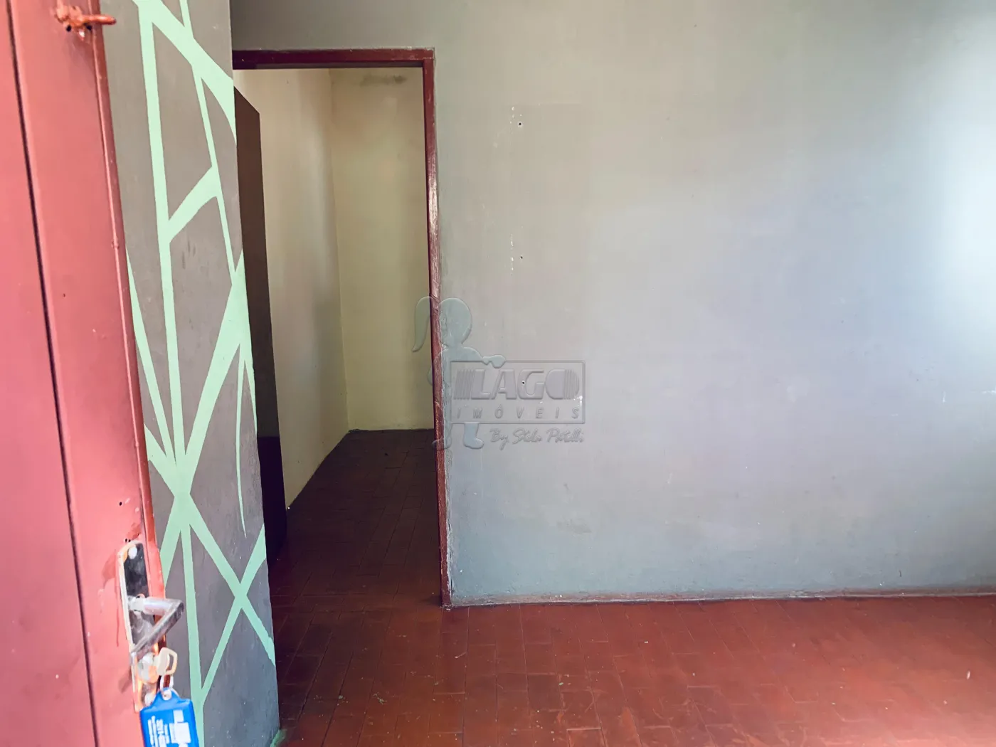 Alugar Casa / Padrão em Ribeirão Preto R$ 900,00 - Foto 1