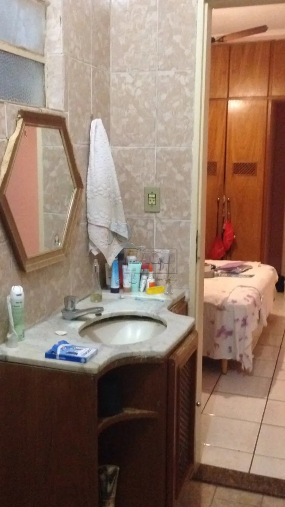 Alugar Casa / Padrão em Ribeirão Preto R$ 600,00 - Foto 5