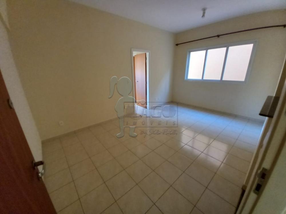 Alugar Apartamento / Padrão em Ribeirão Preto R$ 950,00 - Foto 1